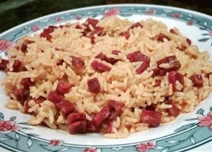 Arroz con jamón y chorizo