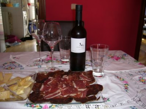 Compañeros del jamón: el vino