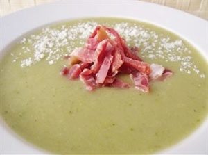 Crema de guisantes con jamón